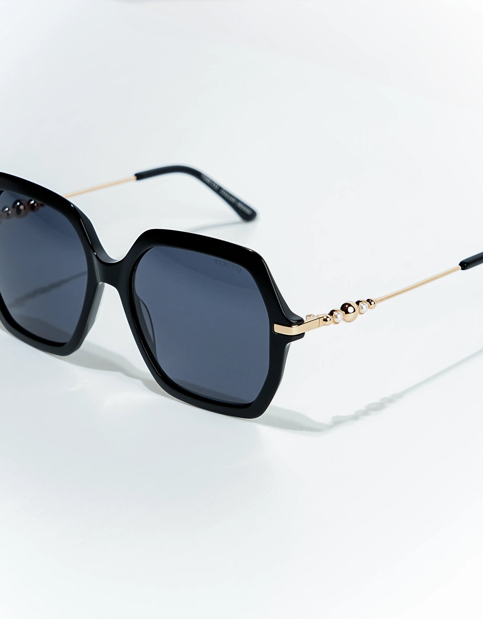 Women's Luxury Sunglasses Verutti AT1151-C01