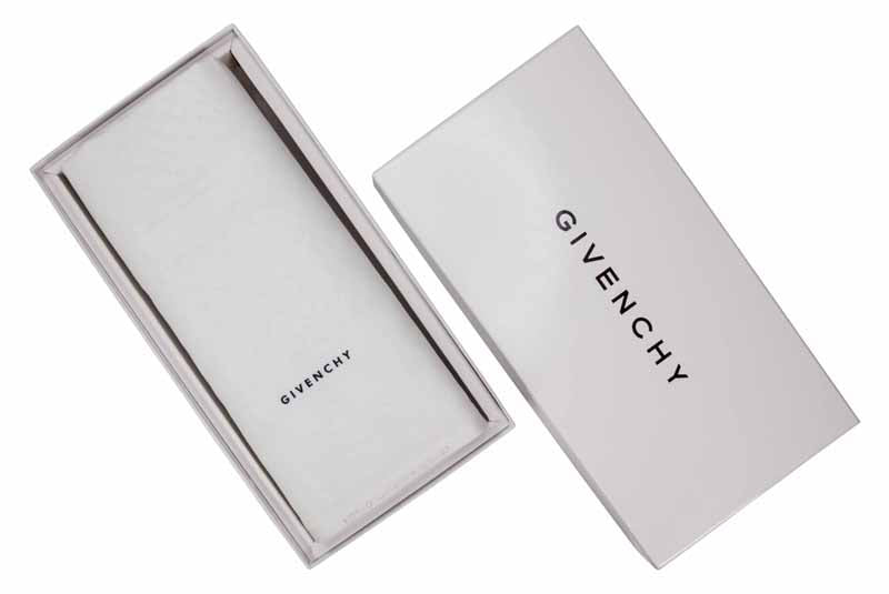 Givenchy Classic White Shemagh (52)
