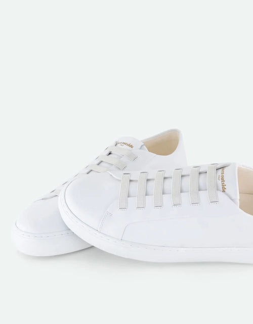 Load image into Gallery viewer, Echo - Snow
