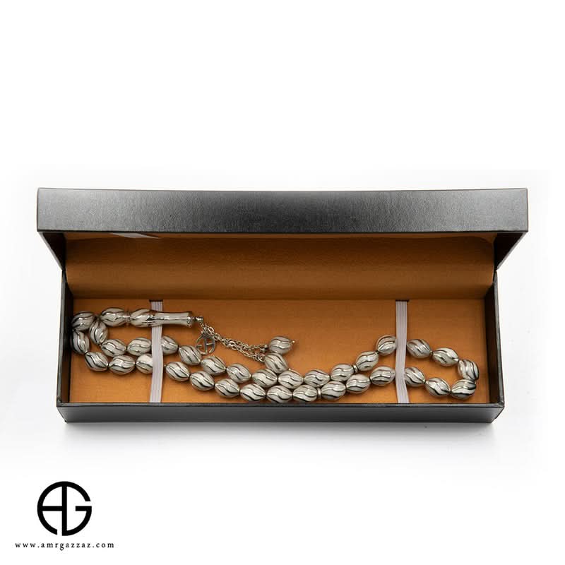 مسبحة صلاة حجرية مرصعة بالفضة