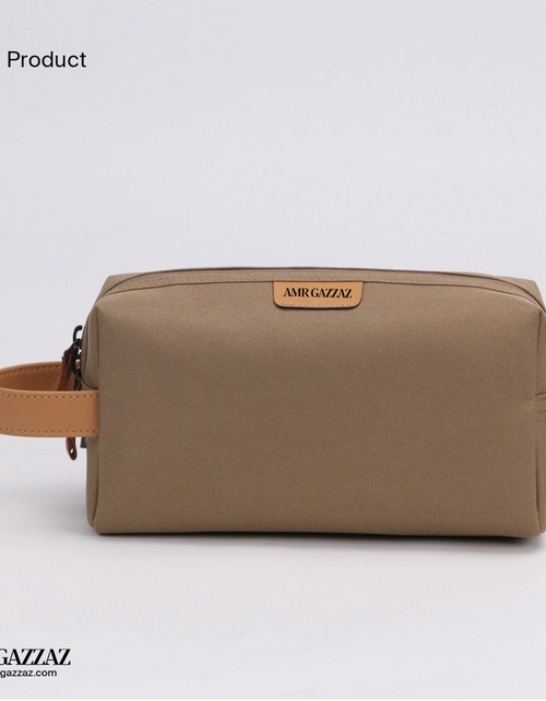 تحميل الصورة إلى عارض المعرض، حقيبة AG Stealth Crossbody - إصدار مموه باللون الأسود
