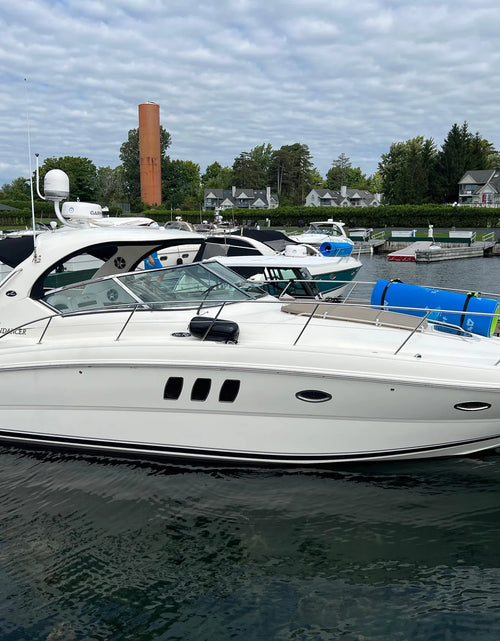 Load image into Gallery viewer, Sea Ray 38 Sundancer
