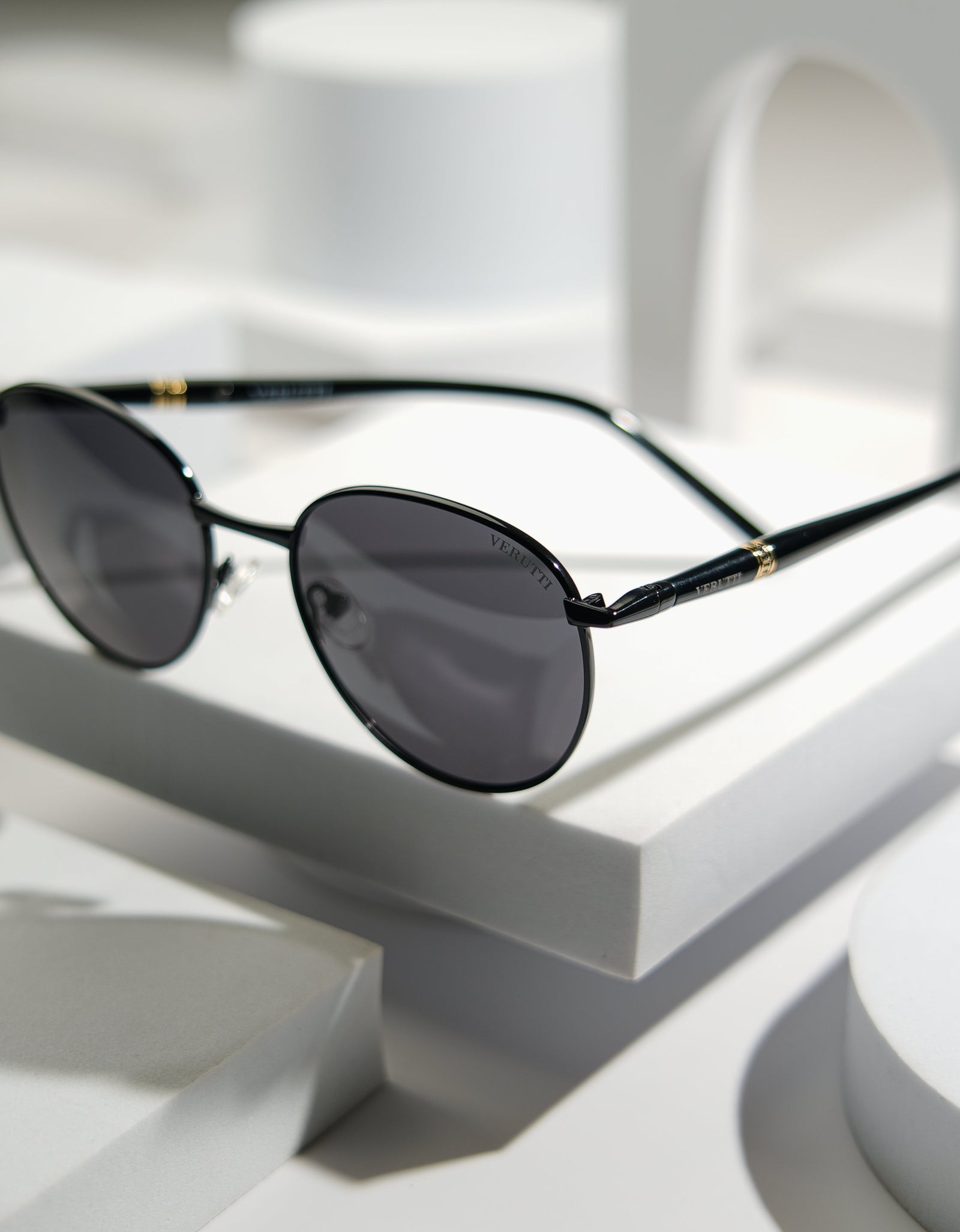 Women’s Luxury Sunglasses Verutti MB24809-C4 – Black Frame &Lenses