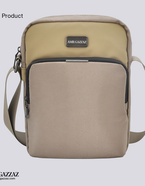 تحميل الصورة إلى عارض المعرض، حقيبة AG Stealth Crossbody - إصدار مموه باللون الأسود
