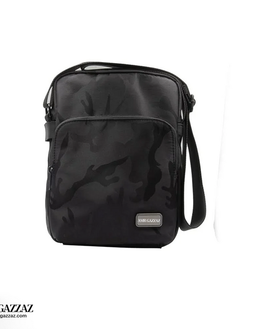 تحميل الصورة إلى عارض المعرض، حقيبة AG Stealth Crossbody - إصدار مموه باللون الأسود
