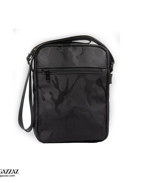 تحميل الصورة إلى عارض المعرض، حقيبة AG Stealth Crossbody - إصدار مموه باللون الأسود

