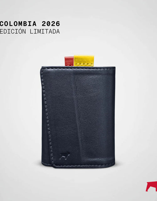 Load image into Gallery viewer, COLOMBIA 2026 Speed Wallet Mini - Edición Limitada
