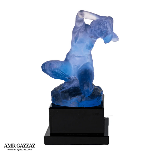 A PATE-DE-VERRE LADY GLASS SCULPTURE
