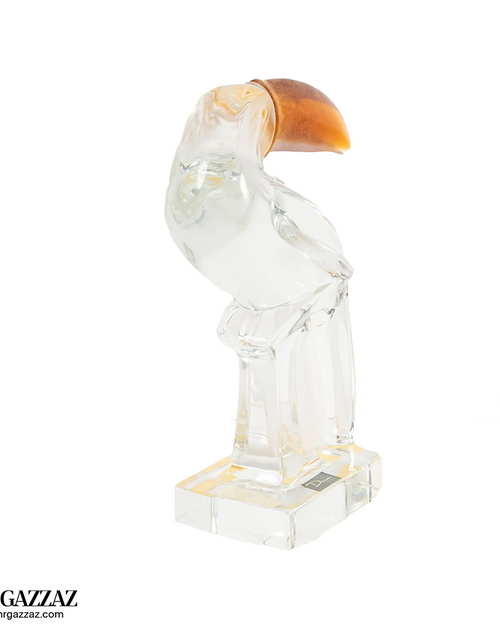 Load image into Gallery viewer, Toucan in transparent glossy crystal by Daum france
