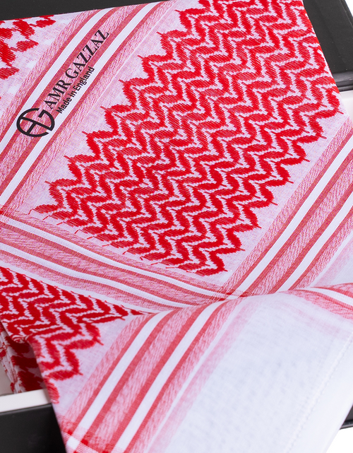 تحميل الصورة إلى عارض المعرض، عمرو قزاز شماغ انجليزي كلاسيكي
