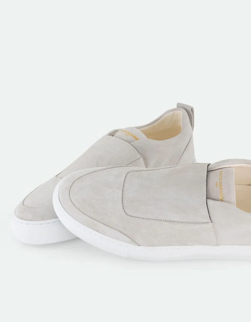 Load image into Gallery viewer, Bare - Ghiaccio
