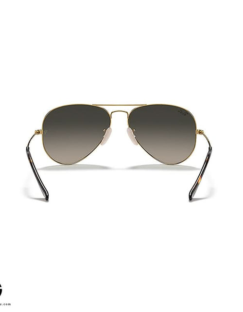 Load image into Gallery viewer, Sunglasses RAY BAN Iconic Look Unisex 39

