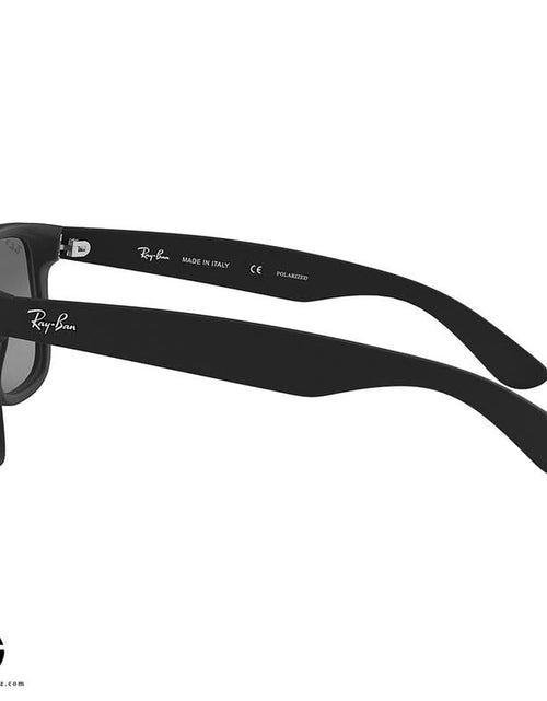 تحميل الصورة إلى عارض المعرض، نظارة شمسية راي بان كلاسيك تشارم للرجال 21
