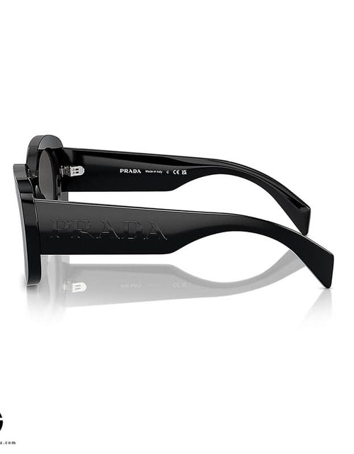 تحميل الصورة إلى عارض المعرض، نظارات شمسية برادا بتصميم جريء للنساء 1
