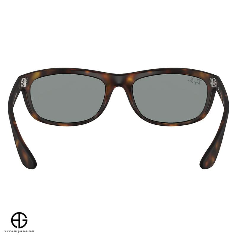 نظارة شمسية راي بان أيقونيك لوك مان 29