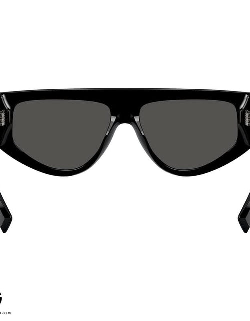 تحميل الصورة إلى عارض المعرض، نظارات شمسية دولتشي آند غابانا مودرن تاتش مان 8
