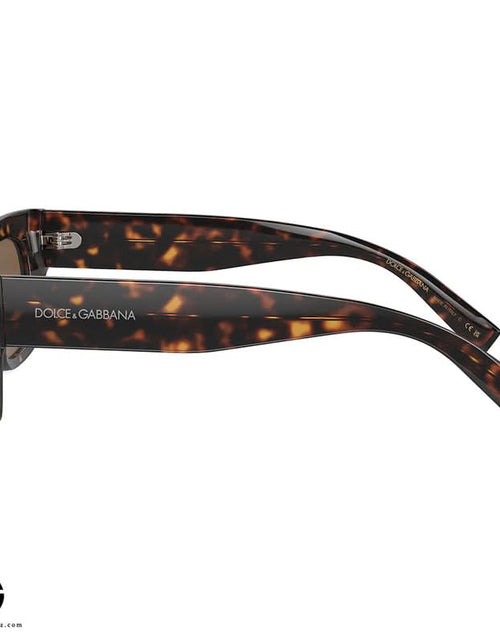 تحميل الصورة إلى عارض المعرض، نظارة شمسية دولتشي آند غابانا كلاسيك تشارم للنساء مقاس 16
