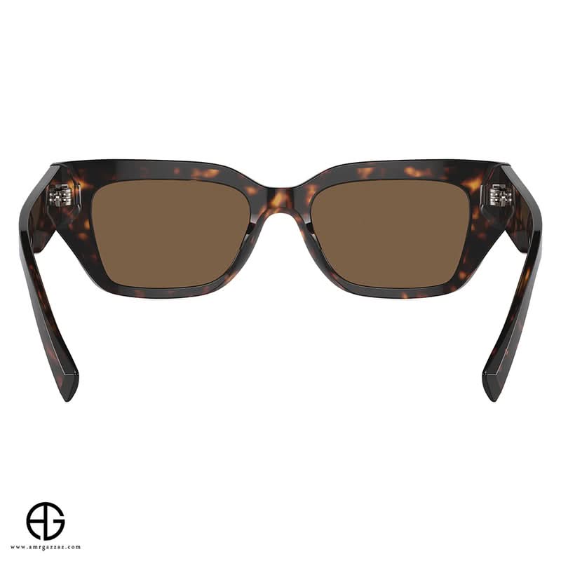 نظارة شمسية دولتشي آند غابانا كلاسيك تشارم للنساء مقاس 16