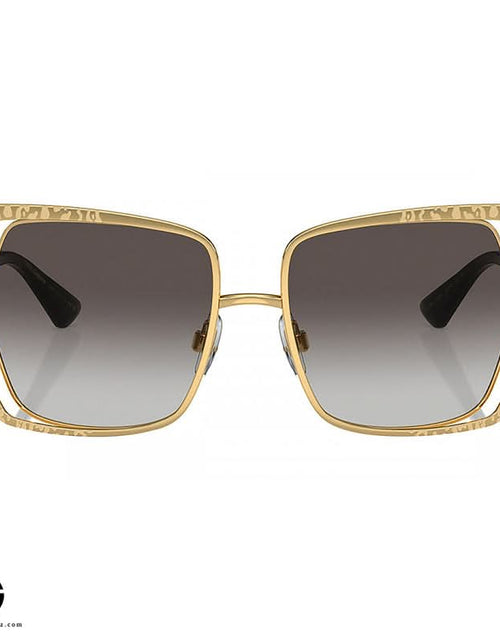 تحميل الصورة إلى عارض المعرض، نظارات شمسية دولتشي آند غابانا بتصميم جريء للنساء مقاس 18
