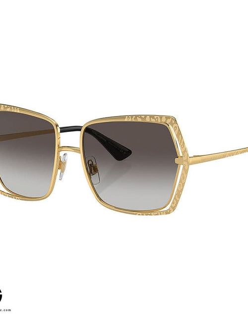 تحميل الصورة إلى عارض المعرض، نظارات شمسية دولتشي آند غابانا بتصميم جريء للنساء مقاس 18
