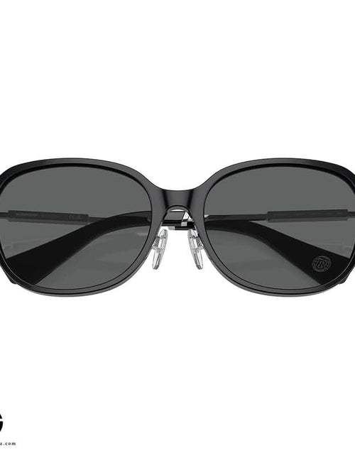 تحميل الصورة إلى عارض المعرض، نظارات شمسية بربري كاجوال فايب للنساء مقاس 12
