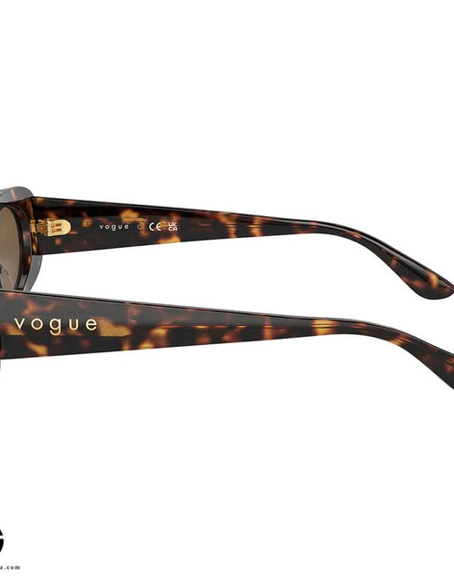تحميل الصورة إلى عارض المعرض، نظارات شمسية VOGUE Everyday Elegance للنساء 6
