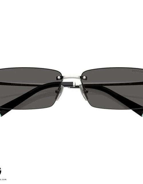 تحميل الصورة إلى عارض المعرض، نظارات شمسية تيفاني بتصميم جريء للجنسين 5
