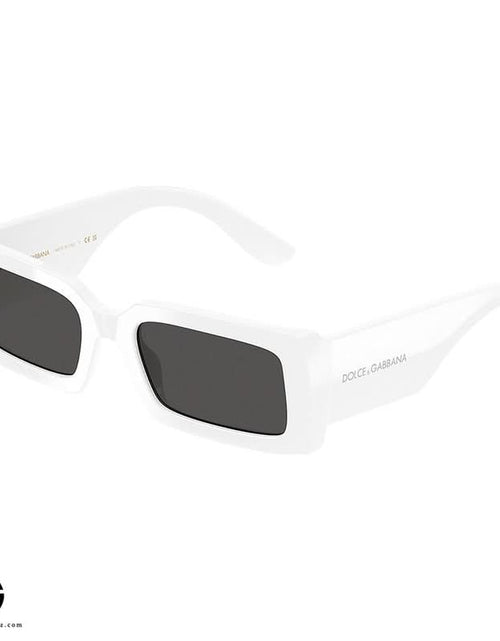 تحميل الصورة إلى عارض المعرض، نظارات شمسية دولتشي آند غابانا كاجوال فايب للنساء مقاس 26
