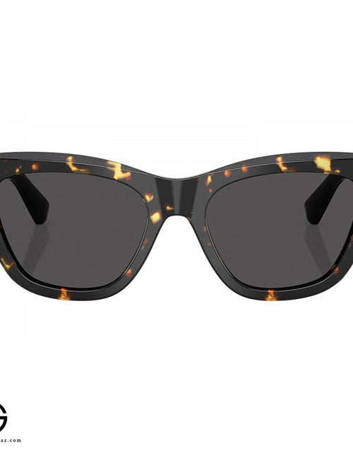 Load image into Gallery viewer, Sunglasses BURBERRY Classic Charm Woman 21
