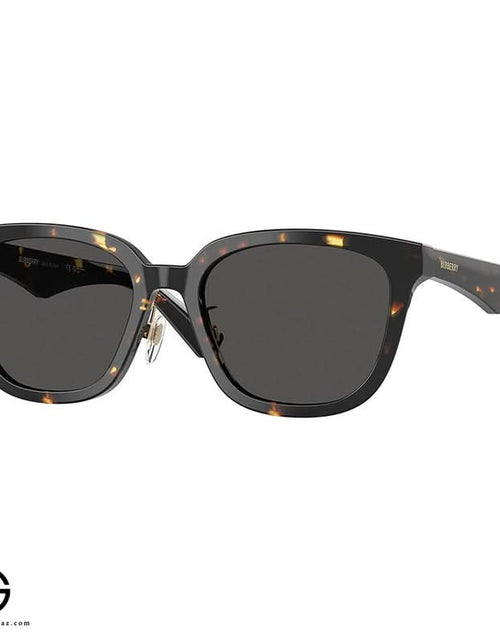 تحميل الصورة إلى عارض المعرض، نظارات شمسية بربري مودرن تاتش للنساء مقاس 26
