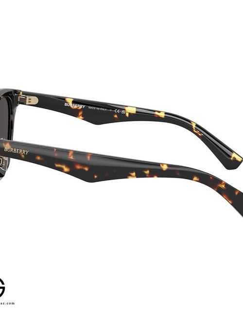 تحميل الصورة إلى عارض المعرض، نظارات شمسية بربري مودرن تاتش للنساء مقاس 26
