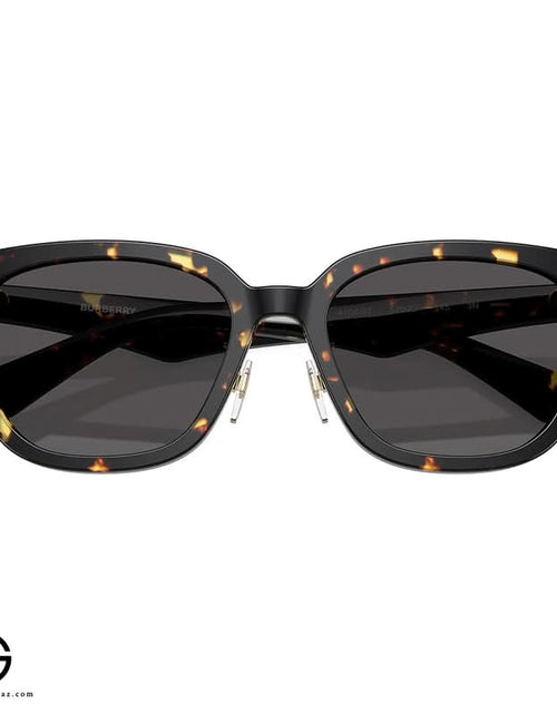 تحميل الصورة إلى عارض المعرض، نظارات شمسية بربري مودرن تاتش للنساء مقاس 26
