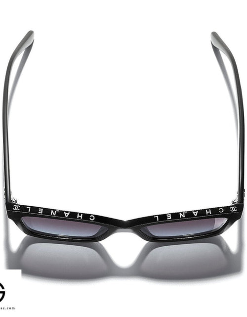 Load image into Gallery viewer, Sunglasses CHANEL Classic Charm Woman 2
