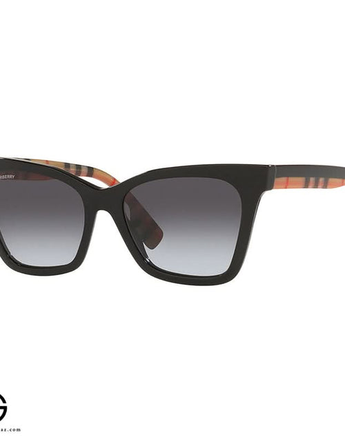 تحميل الصورة إلى عارض المعرض، نظارة شمسية بربري كلاسيك تشارم للنساء مقاس 30
