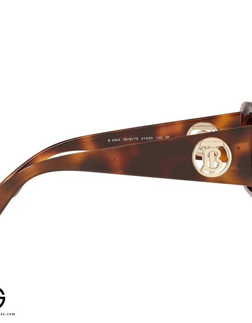 تحميل الصورة إلى عارض المعرض، نظارات شمسية بربري بتصميم جريء للنساء مقاس 32
