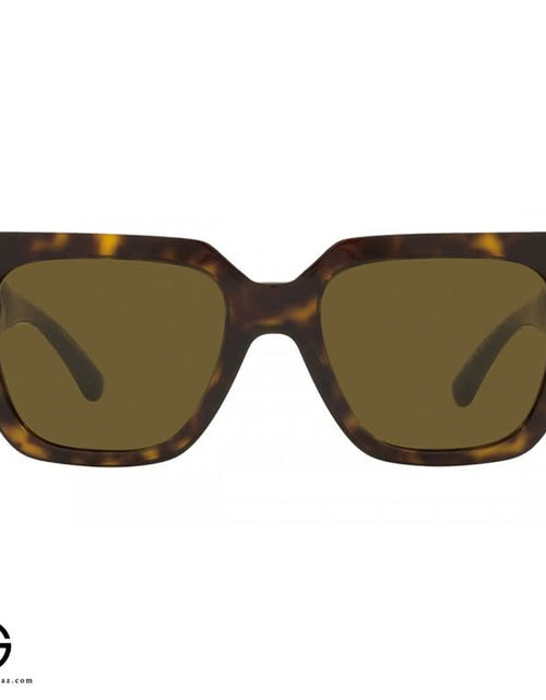 تحميل الصورة إلى عارض المعرض، نظارة شمسية فيرساتشي بتصميم جريء للنساء مقاس 36
