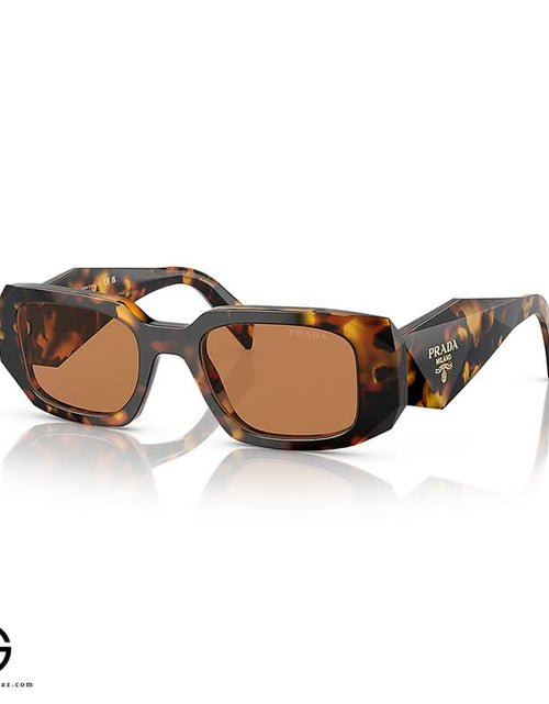 تحميل الصورة إلى عارض المعرض، نظارة شمسية برادا أيقونية للنساء رقم 51
