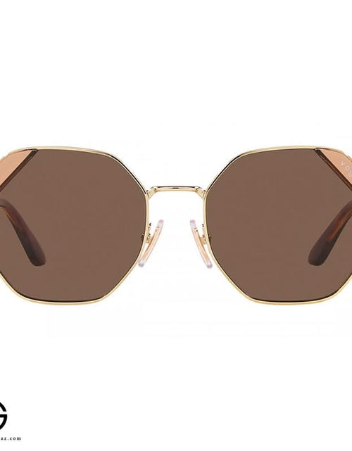 Load image into Gallery viewer, Sunglasses VOGUE Sleek Finish Woman 40
