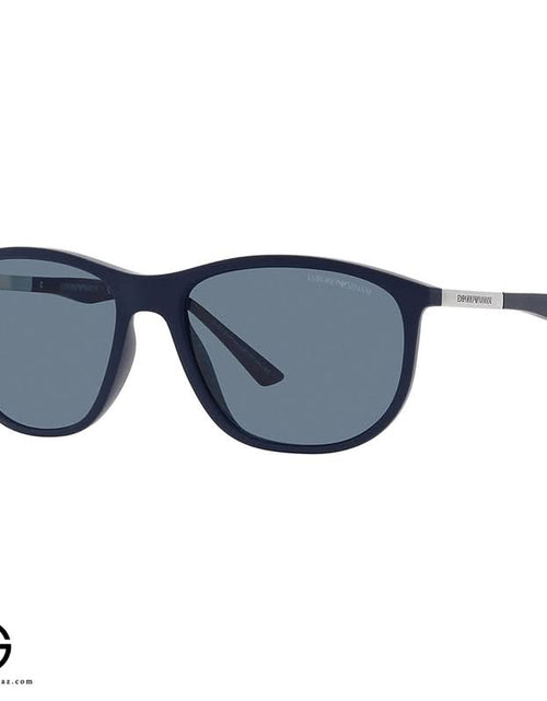 تحميل الصورة إلى عارض المعرض، نظارة شمسية EMPORIO ARMANI كاجوال فايب 93
