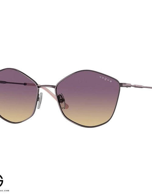 Load image into Gallery viewer, Sunglasses VOGUE Bold Design Woman 47
