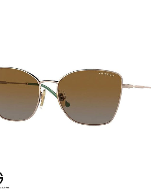 تحميل الصورة إلى عارض المعرض، نظارات شمسية من VOGUE Iconic Look Woman 51
