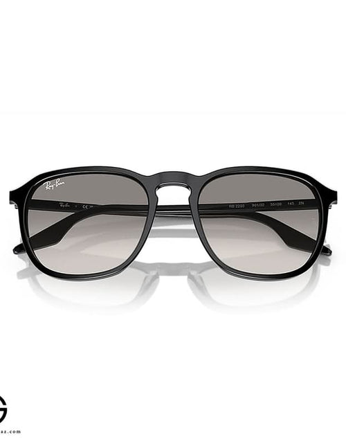 Load image into Gallery viewer, Sunglasses RAY BAN Classic Charm Unisex 404
