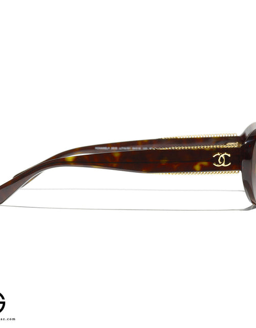 Load image into Gallery viewer, Sunglasses CHANEL Classic Charm Woman 10
