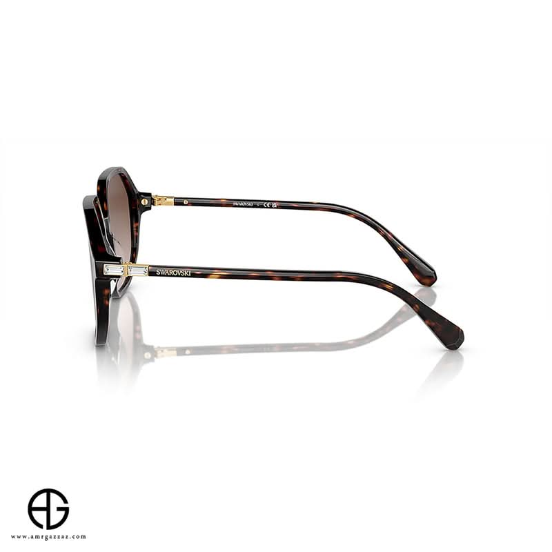نظارة شمسية سواروفسكي أوربان إيدج للنساء مقاس 28