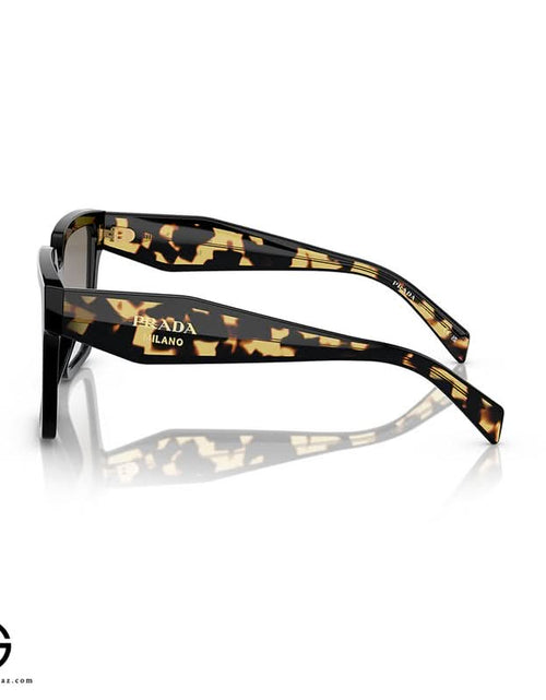 Load image into Gallery viewer, Sunglasses PRADA Bold Design Woman 78
