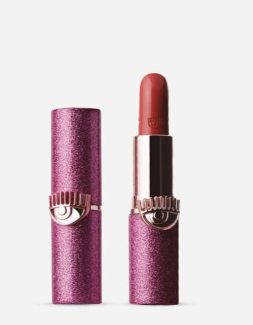 تحميل الصورة إلى عارض المعرض، أحمر شفاه كيارا فيراجني - كيس فيرسلي 02 ليبس
