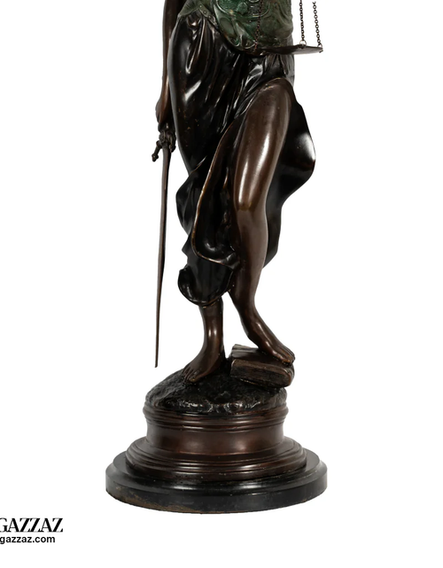 Load image into Gallery viewer, A bronze Justice Statue

