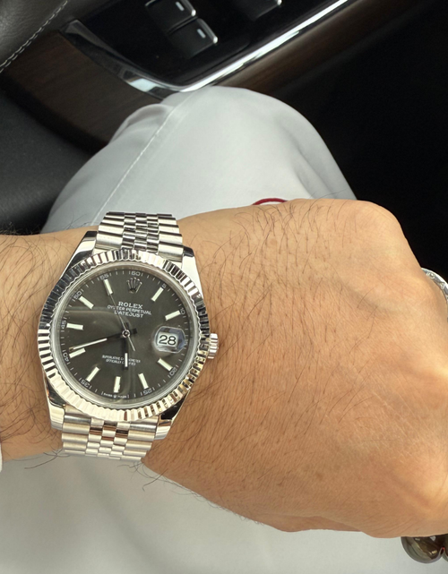Load image into Gallery viewer, Rolex Datejust 41 used
