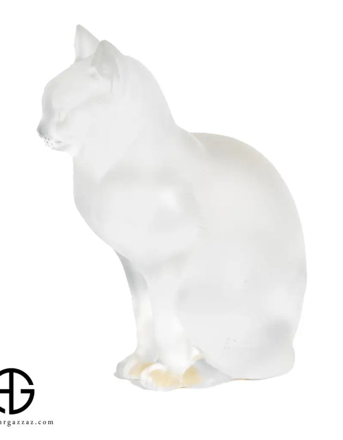 Load image into Gallery viewer, Crystal Lalique France Seated Cat
