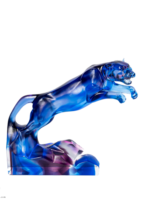 تحميل الصورة إلى عارض المعرض، A PATE-DE-VERRE  JUMPING JAGUAR
